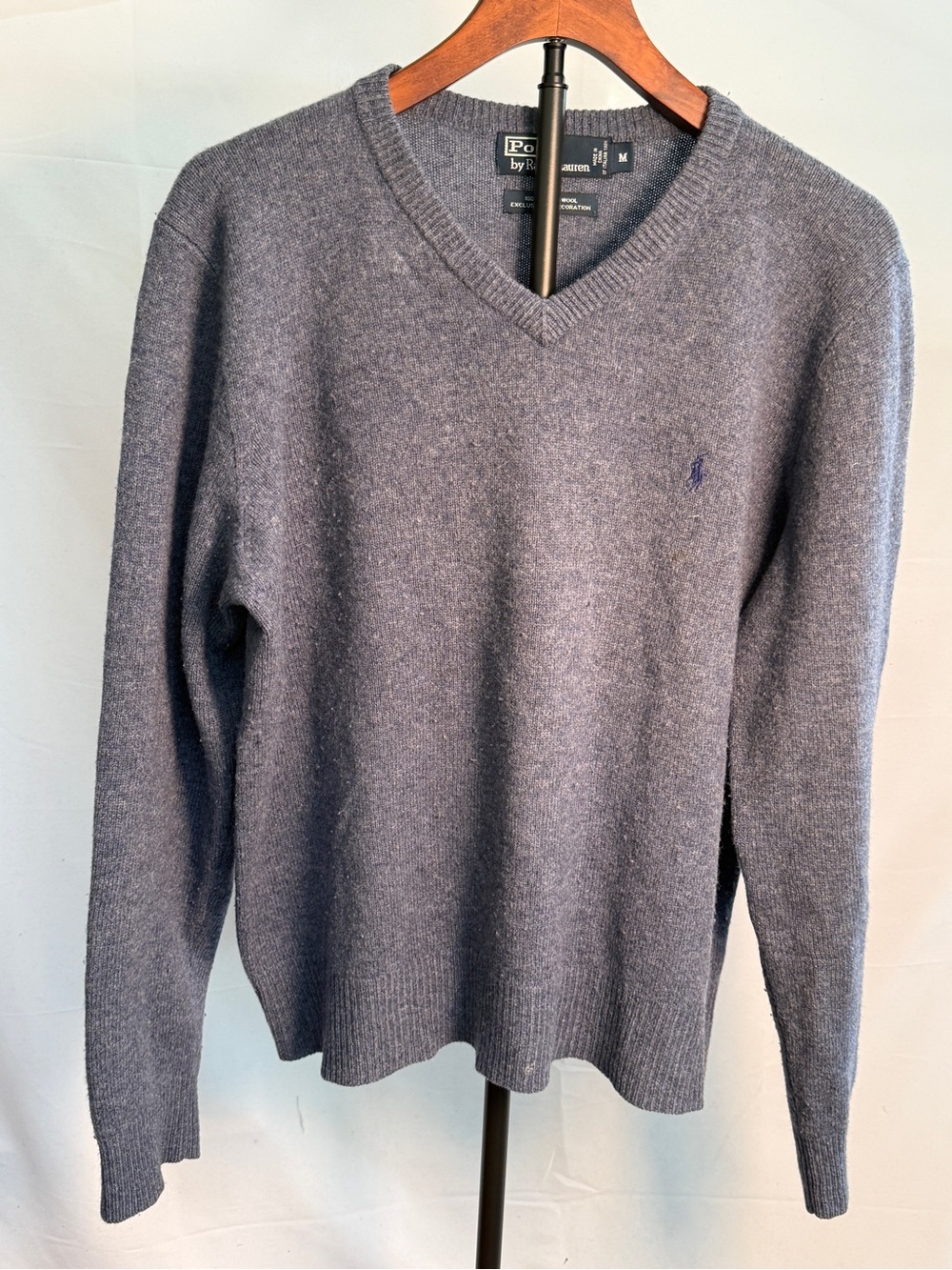 Ralph Lauren Men’s V-Neck Sweater in Heather Blue
